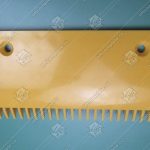 Гребенка входной площадки, IZAMET, центральная/левая, 22 зубца, 200x107 мм, пластик, жёлтая